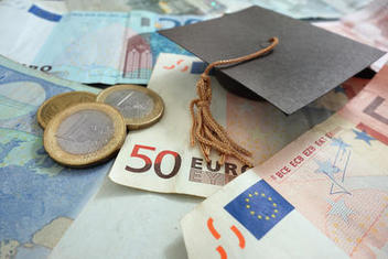 chapeau cap graduation diplomé euro argent money